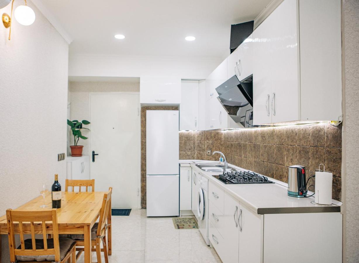 Apartament444 Tbilisi Ngoại thất bức ảnh