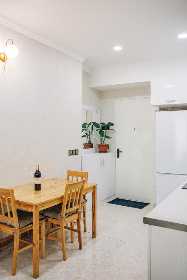 Apartament444 Tbilisi Ngoại thất bức ảnh